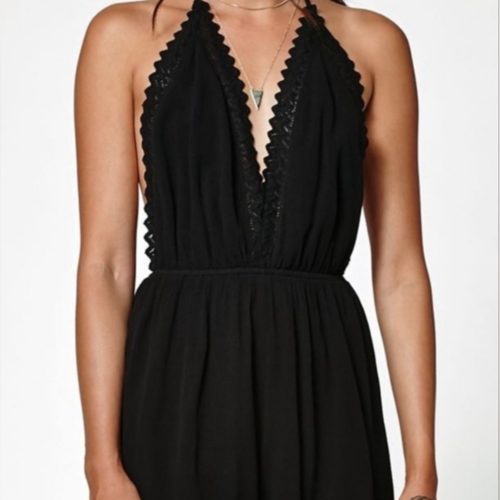 Kendall & Kylie Black Boho V-neck Ruffled Halter High Waist Romper M Party